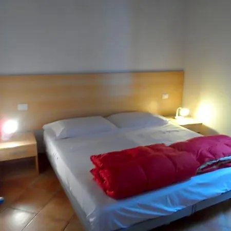 Casa Cecchi فندق 3*